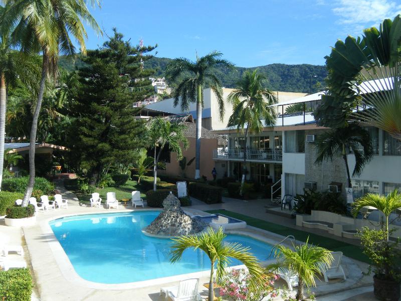 El Tropicano Acapulco Esterno foto